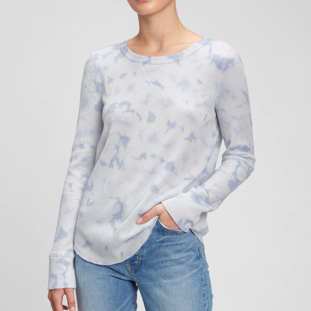 🧡 Gap Waffle-Knit Tie-Dye T-Shirt Blue Tie Dye